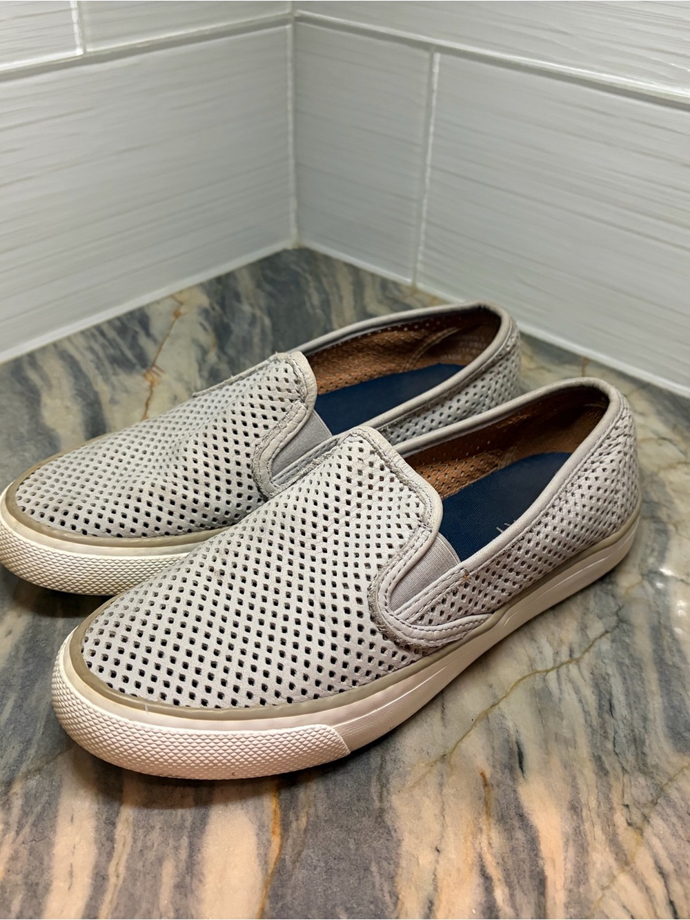 Sperry Shoes Womens 7.5 Seaside Perforated Leather Slip On Loafer Flats Gray